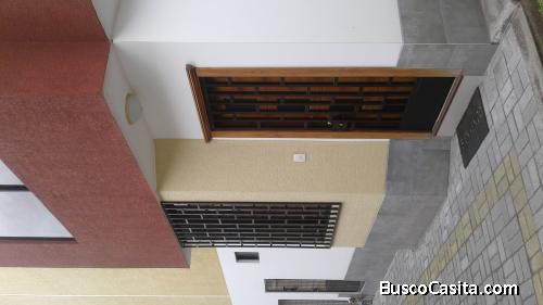 CASA  EN HUACHI CHICO 