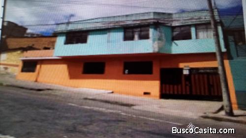 VENDO CASA MAS TERRENO EN SUR DE QUITO SECTOR CHIMBACALLE PRECIO NEGOCIABLE!