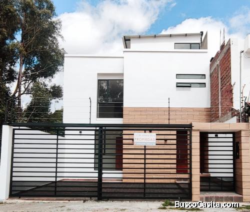 CASA EN VENTA POR ESTRENAR A 4 CUADRAS DEL REDONDEL DE ÉPOCA