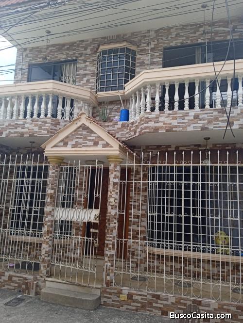 Vendo bonita casa en los esteros!!!