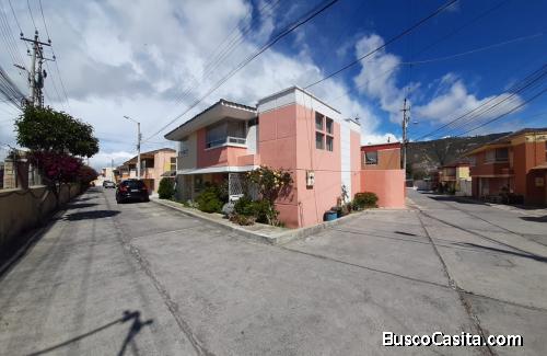 CASA MITAD DEL MUNDO