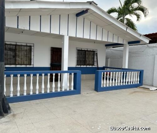 VENTAALQUILER CASA 1 PLANTA USO COMERCIAL UBICADA EN SALINAS