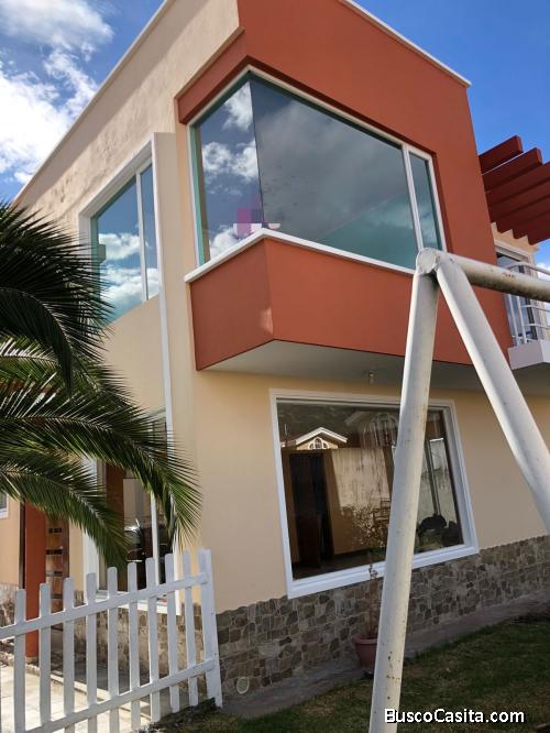 Vendo casa en Mirasierra VAlle de los Chillos