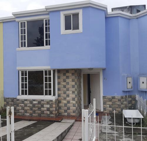 Venta hermosa casa conjunto El Alcazar, Sangolquí