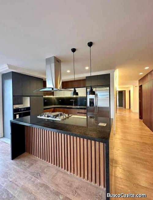 HERMOSA CASA POR ESTRENAR