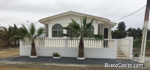 VENTA DE BONITA CASA ESQUINERA 1 PLANTA UBICADA A 2 CUADRAS DEL MAR