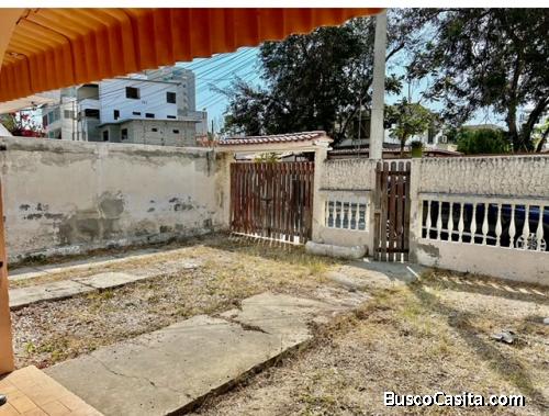 VENTA DE CASA 1 PLANTA PARA REMODELAR, UBICADA EN BALCONES DE LA CAROLINA SALINAS