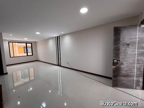 HERMOSA CASA POR ESTRENAR