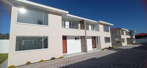 SAN JOSE DEL VALLE, Casas a estrenar, 3 alcobas con baño privado, patio