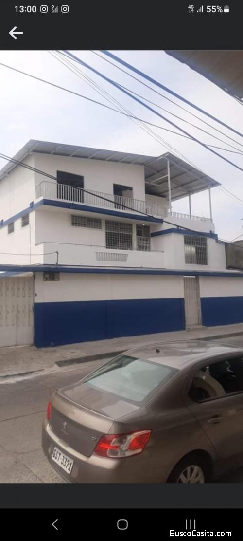Vendo casa grande zona industrial y comercial 
