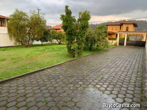 Vendo propiedad 600 M2 urbanización privada Club Los Chillos, Sangolqui