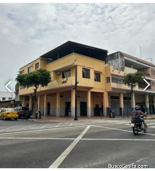 CASA CON LOCAL COMERCIAL EN CENTRO DE GUAYAQUIL