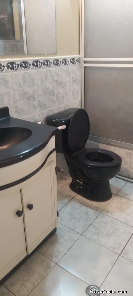 DE OPORTUNIDAD CASA DE VENTA EN SOLANDA SUR DE QUITO 