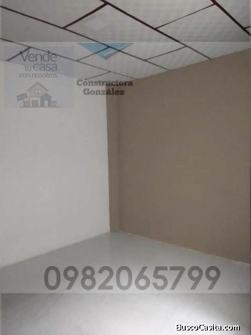 Vendo hermosa casa en Sauces 8, frente a Riocentro Norte