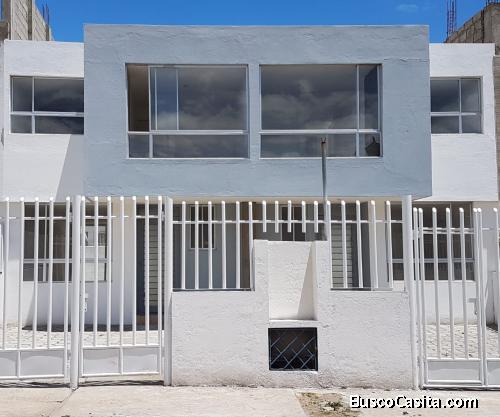 Cómoda e iluminada casa de 3 dormitorios, 3 baños.