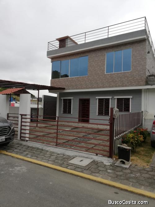 TONSUPA - ESMERALDAS HERMOSA CASA EN VENTA.