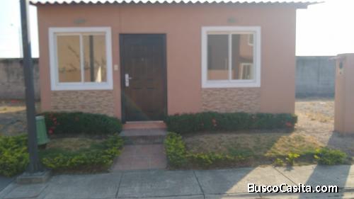 Casa por Estrenar  en urbanización privada ideal para pareja de recién casados con familia corta