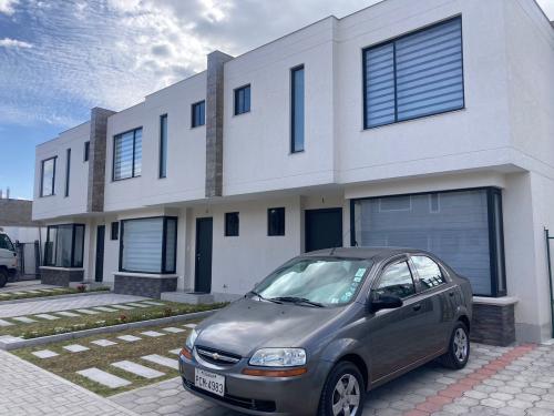 CAPELO, vendo casas estrenar, 3 dormitorios, patio, garage y bodega; $ 106000