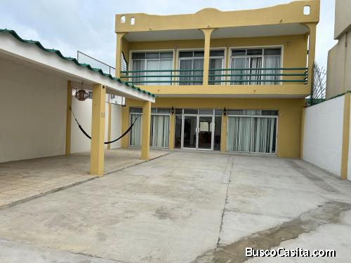 AMPLIA CASA AMOBLADA EN VENTA  UBICADA EN CHIPIPE SALINAS