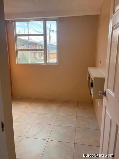 Hermosa Casa en la Mitad del Mundo