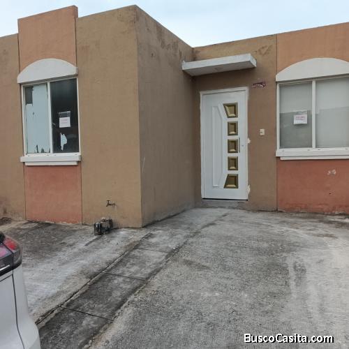 Casa en Villa del Rey Principe Felipe con losa negociable