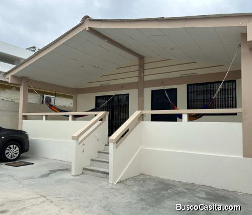 BONITA CASA DE UNA PLANTA  EN VENTA UBICADA EN CHIPIPE SALINAS