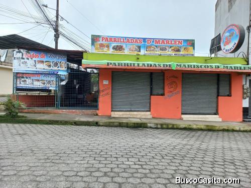 SE VENDE PROPIEDAD ESQUINERA CON 2 LOCALES COMERCIALES Y CASA - URB. LAS PALMERAS