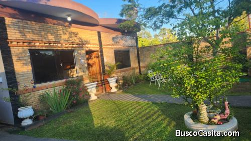 VENDO CASA en VILLARRICA, Bo. Estacion.