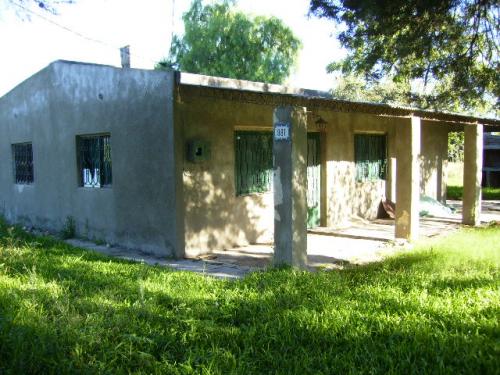 Casa 3 dormitorios. Zona Azucitrus