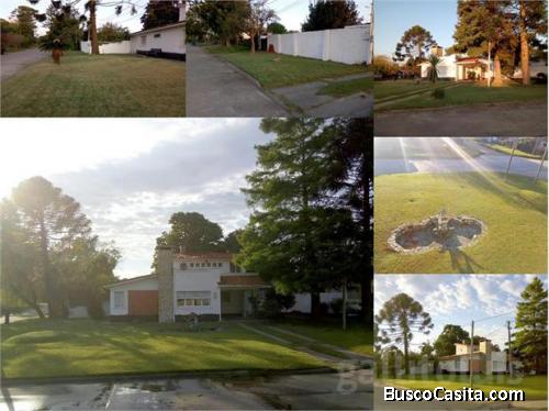 DUEÑO VENDE  HERMOSA CASA Y TERRENO LINDERO EN BALNEARIO URUGUAY
