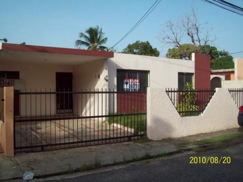Vendo casa en Rosmil con 240 metros de const.