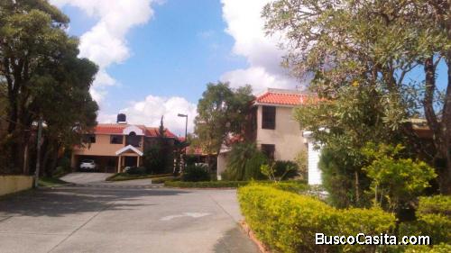 CASA EN VENTA EN CIUDAD MODELO SANTO DOMINGO NORTE