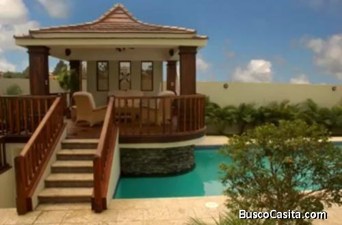 Casa en venta en Isabel Villas  Golf y Country Club de 4 habitaciones,  2 niveles,  proyecto cerrado