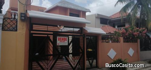 Venta de casa urbanización Italia 