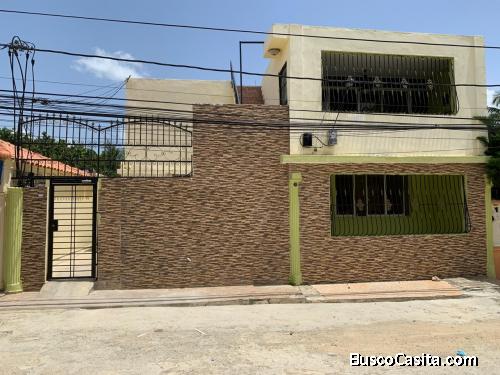 Dos casa en una, Distribuida en Apt. en Villa Mella Residencial Genoveva. PARA INVERSION
