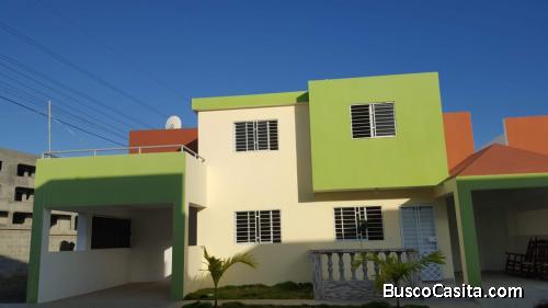 Casa Bifamiliares en Hato Nuevo