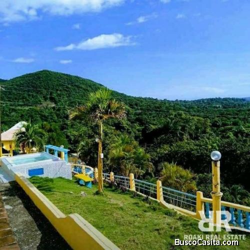 VILLA DE VENTA EN SAN CRISTOBAL