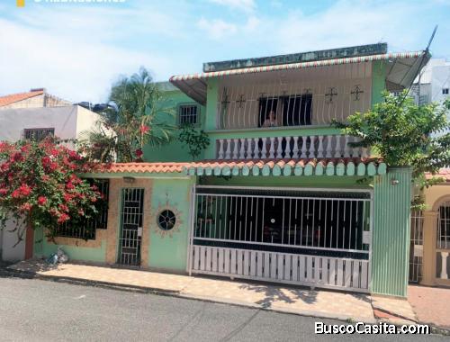 Vendo Casa en sector cerrado 