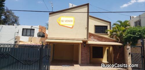 CASA AMPLIA DE VENTA EN SANTIAGO DE LOS CABALLEROS