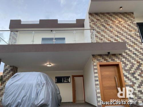 CASA DE VENTA EN SANTIAGO DE LOS CABALLEROS