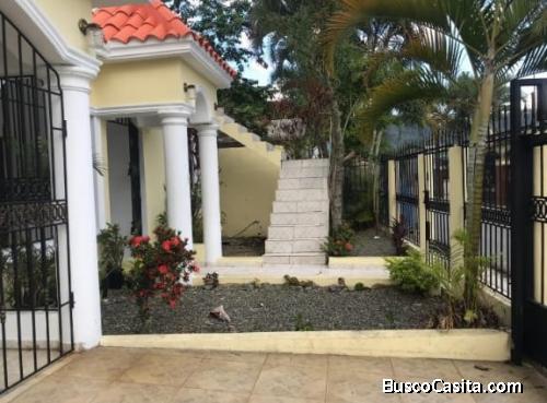 CASA ECONOMICA DE VENTA EN BONAO