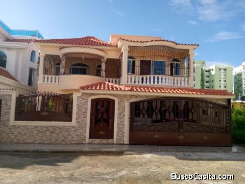 CASA DE VENTA EN SANTO DOMINGO ESTE