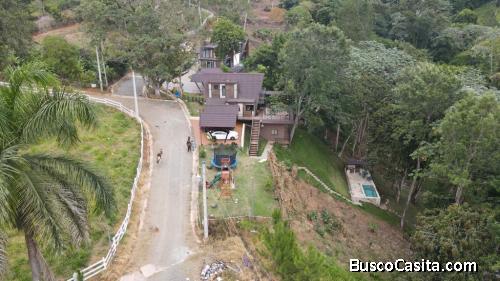 VILLA AMUEBLADA DE VENTA EN SAN JOSE DE OCOA