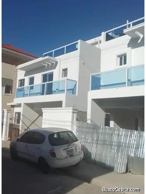 Vendo 2 Casas 3 niveles listas en un mes, Proyecto de 12 Casas, a 3 min del OLE, Aut. San isidro