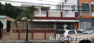 Casa de dos niveles individuales. El Brisal, Santo Domingo Este