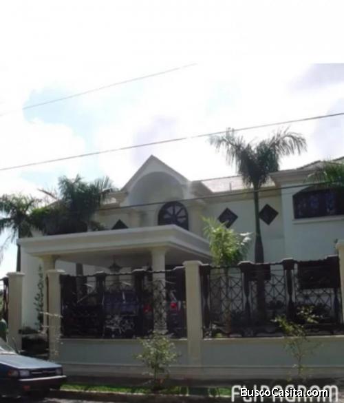 Casa En Venta En Los Cerros De Arroyo Hondo
