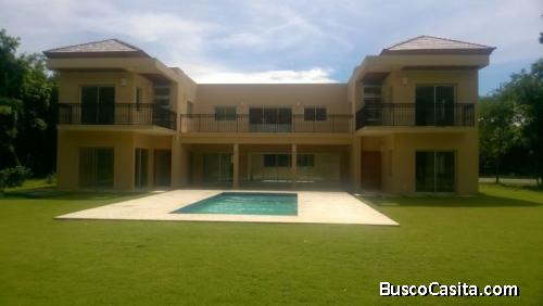 Villa En Venta Con Piscina En Punta Cana Bávaro 