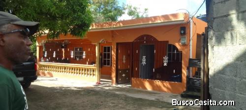 Se vende hermosa casa con un hábitat espectacular 