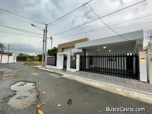 CASA DE VENTA EN LA VEGA
