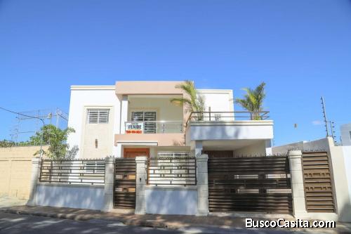 CASA DE VENTA EN LA VEGA